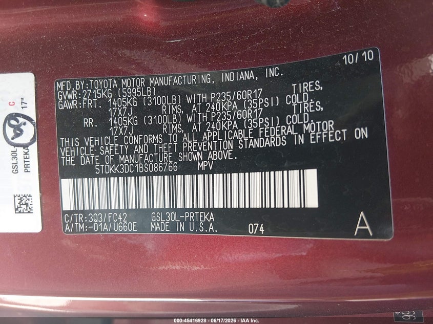 2011 Toyota Sienna VIN 5TDKK3DC1BS086766 IAAI salvage auction — FRONT & REAR, Salvage (Ohio), sold $2,850 on 2026-07-08 (photo 9)