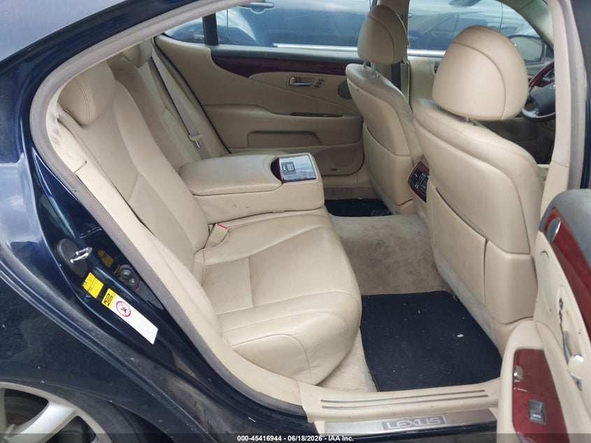 2008 Lexus Ls 460 VIN JTHGL46F385024492 IAAI salvage auction — NORMAL WEAR, Clear-Dealer Only (North Carolina), sold $875 on 2026-07-27 (photo 8)