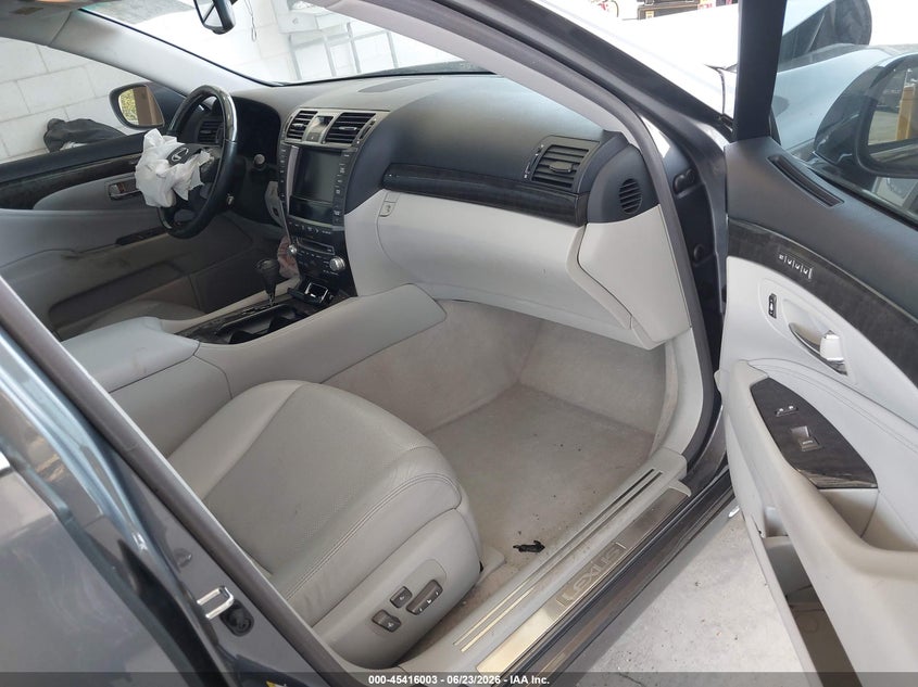 2012 Lexus Ls VIN JTHCL5EF4C5013550 IAAI salvage auction — LEFT FRONT, Bill Of Sale (Washington), sold $1,675 on 2026-07-29 (photo 5)