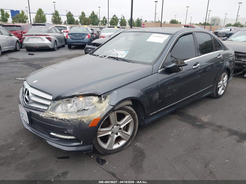 2011 Mercedes-benz C-klasse VIN WDDGF5EB2BA510728 IAAI salvage auction — LEFT SIDE, Salvage Certificate (California), sold $425 on 2026-08-07 (photo 2)