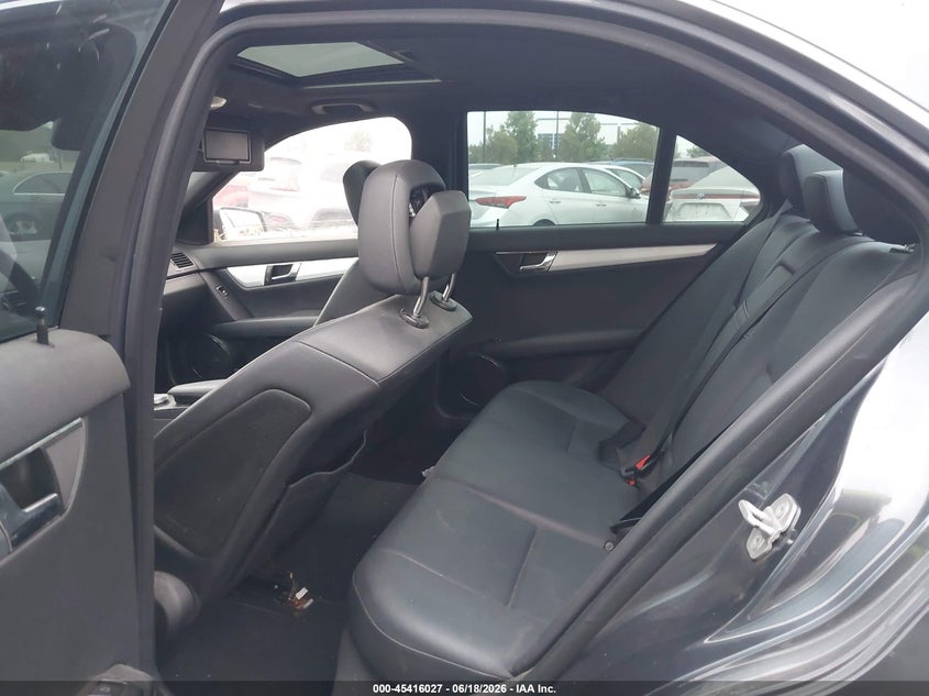 2011 Mercedes-benz C-klasse VIN WDDGF5EB2BA510728 IAAI salvage auction — LEFT SIDE, Salvage Certificate (California), sold $425 on 2026-08-07 (photo 8)