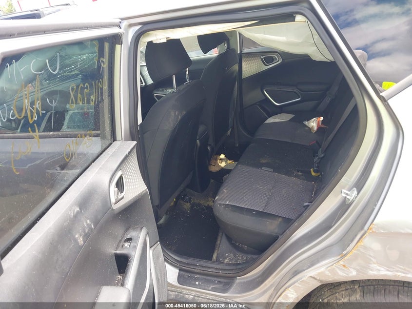2022 Kia Soul VIN KNDJ23AU0N7808574 IAAI salvage auction — ALL OVER, Scrap (Michigan), sold $375 on 2026-07-23 (photo 8)