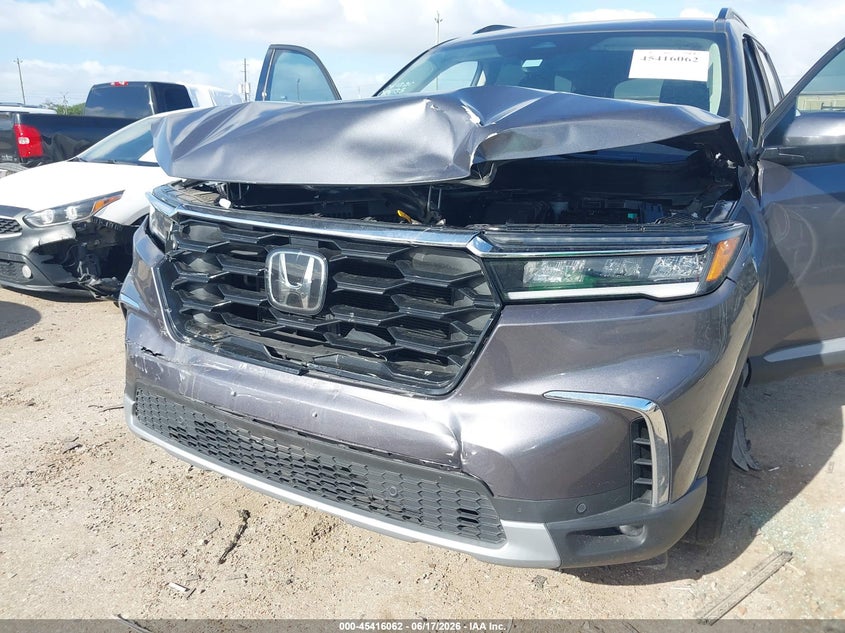 2025 Honda Pilot VIN 5FNYG2H77SB022738 IAAI salvage auction — FRONT END, Salvage Title, sold $11,600 on 2026-09-02 (photo 6)