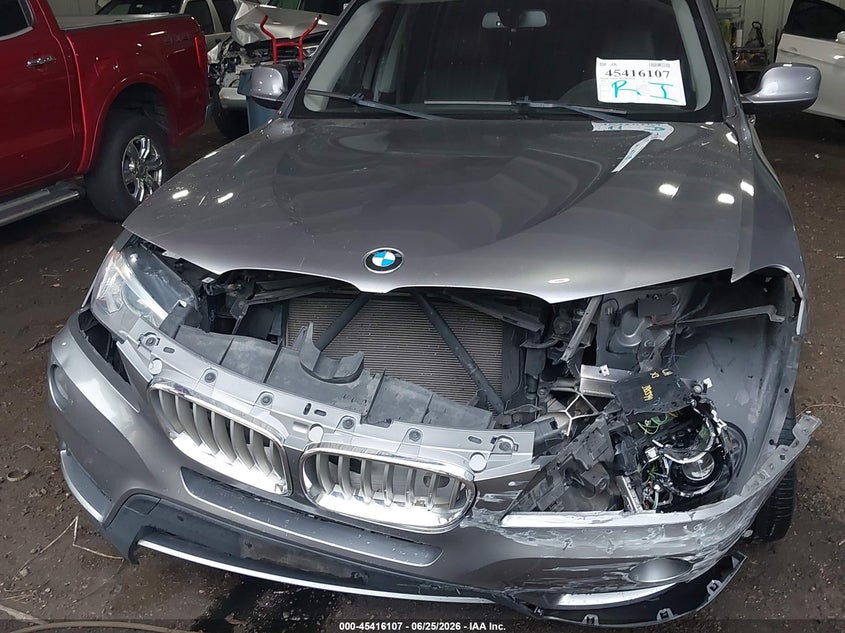 2013 BMW X3 VIN 5UXWX7C5XDL983259 IAAI salvage auction — FRONT & REAR, Clear (Virginia), sold $825 on 2026-07-23 (photo 6)