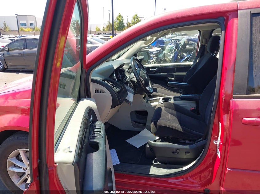 2013 Dodge VIN 2C4RDGCG1DR820693 IAAI salvage auction — REAR END, Salvage Title, sold $1,550 on 2026-07-10 (photo 5)