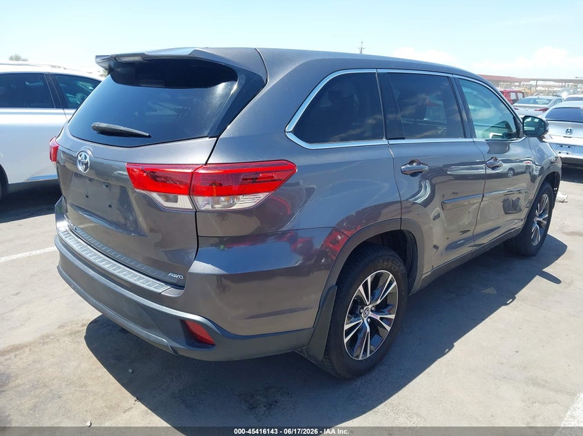 2017 Toyota Highlander VIN 5TDBZRFH2HS483757 IAAI salvage auction — LEFT FRONT, Salvage (Arizona), sold $4,075 on 2026-07-14 (photo 4)