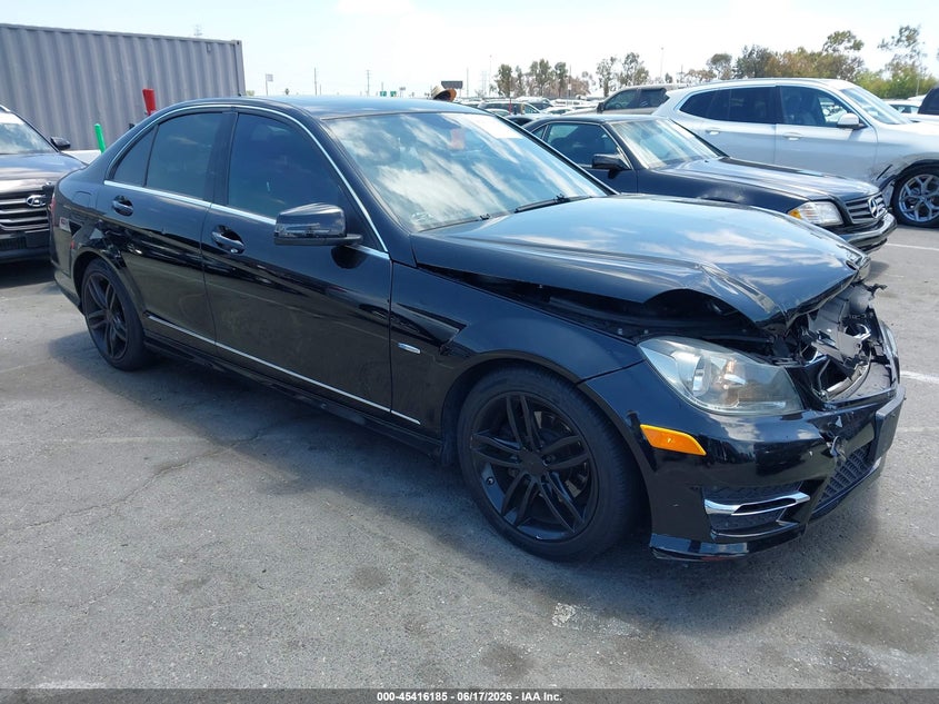 2012 Mercedes-benz C-klasse VIN WDDGF4HB3CF853428 IAAI salvage auction — NORMAL WEAR, Salvage (California), sold $500 on 2026-07-30 (photo 1)