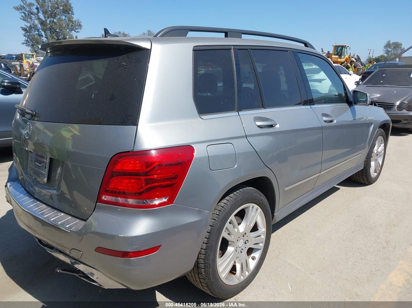 2015 Mercedes-benz Glk-klasse VIN WDCGG5HB0FG426939 IAAI salvage auction — FRONT END, Salvage (California), sold $4,150 on 2026-07-29 (photo 4)