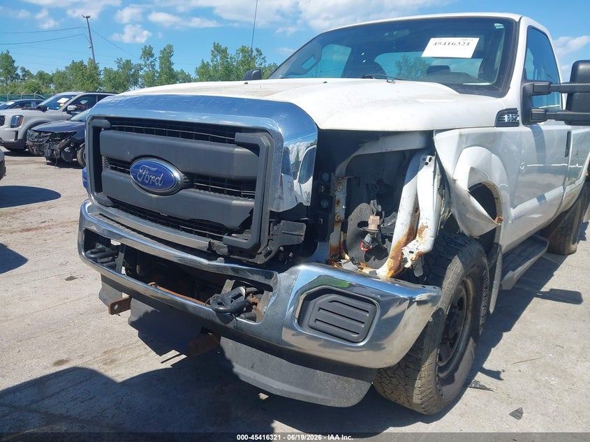 2015 Ford F250 VIN 1FTBF2B63FEC77502 IAAI salvage auction — LEFT FRONT, Salvage Title, sold $775 on 2026-09-05 (photo 6)
