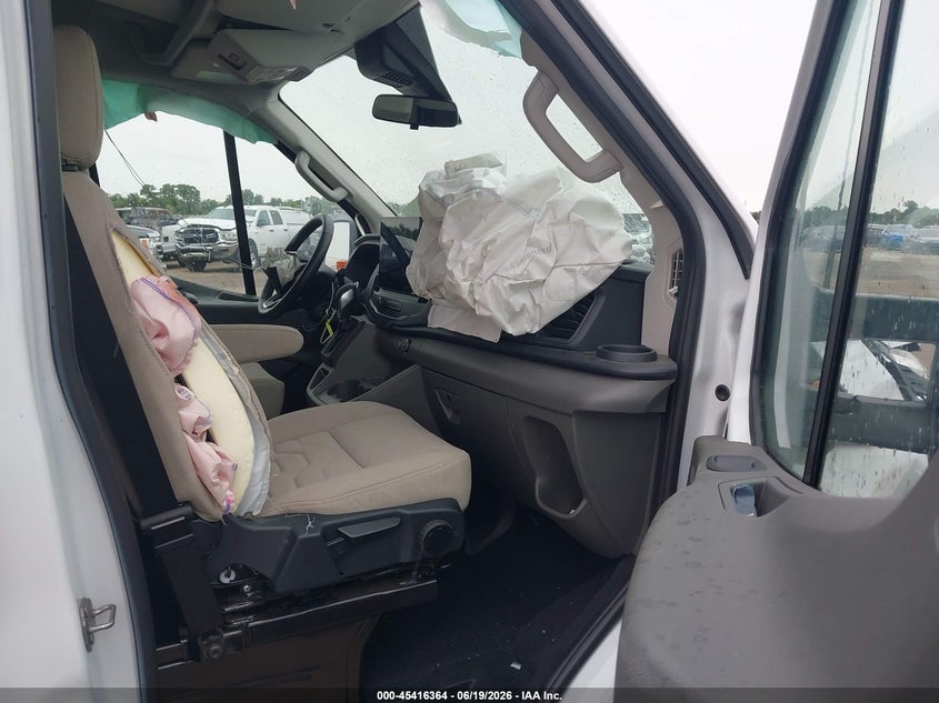 2022 Ford VIN 1FDRU8UG1NKA09685 IAAI salvage auction — FRONT END, Rebuildable (Florida), sold $25,000 on 2026-07-28 (photo 5)
