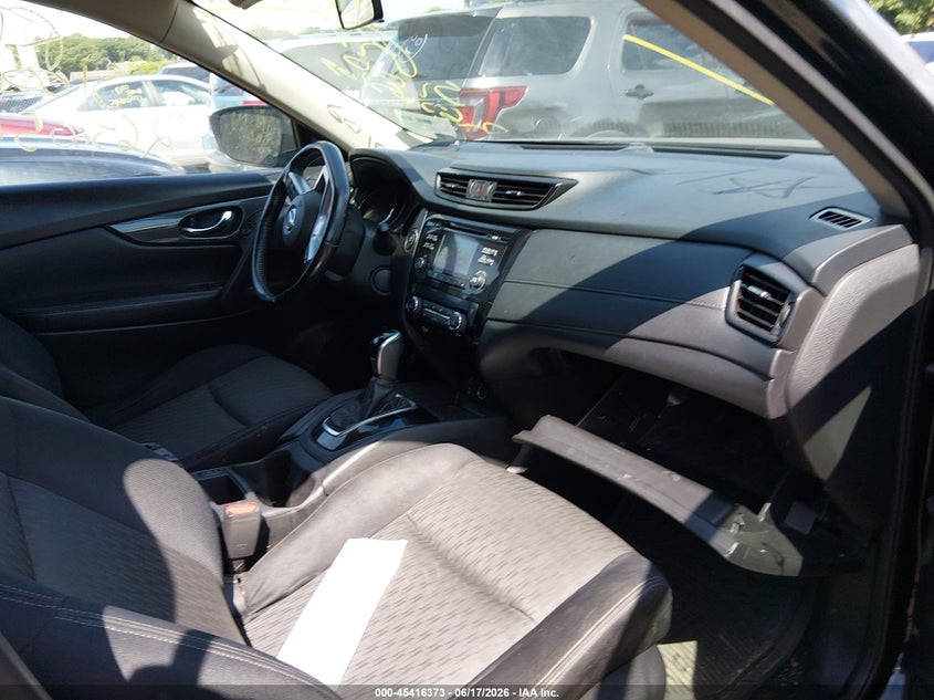 2017 Nissan Rogue VIN JN8AT2MV7HW020448 IAAI salvage auction — FRONT & REAR, Salvage Title, sold $875 on 2026-07-14 (photo 5)