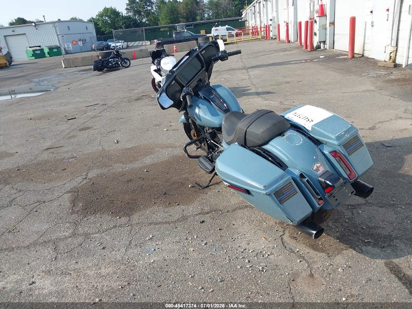 2024 Harley-davidson Street glide VIN 1HD1KB712RB607719 IAAI salvage auction — FRONT & REAR, Wait Title, sold $12,300 on 2026-09-15 (photo 3)