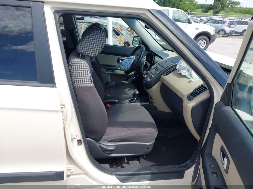 2013 Kia Soul VIN KNDJT2A66D7531131 IAAI salvage auction — FRONT END, Salvage (Iowa), sold $25 on 2026-07-28 (photo 5)