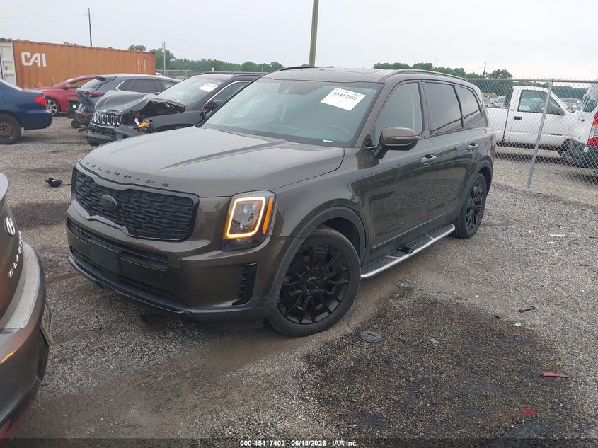 2021 Kia Telluride VIN 5XYP3DHC8MG128255 IAAI salvage auction — LEFT FRONT, Salvage Title, sold $6,200 on 2026-07-30 (photo 2)