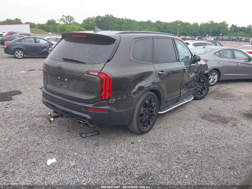 2021 Kia Telluride VIN 5XYP3DHC8MG128255 IAAI salvage auction — LEFT FRONT, Salvage Title, sold $6,200 on 2026-07-30 (photo 4)