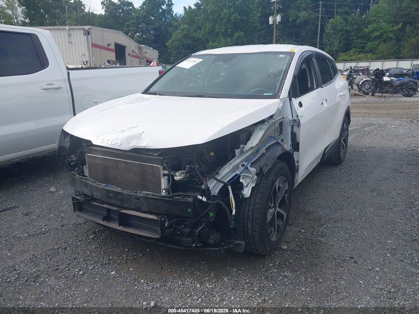 2023 Kia Sportage VIN 5XYK33AF6PG125139 IAAI salvage auction — LEFT FRONT, Salvage Title, sold $7,700 on 2026-08-02 (photo 2)