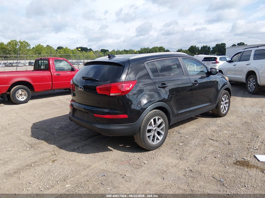 2015 Kia Sportage VIN KNDPB3AC7F7672639 IAAI salvage auction — UNKNOWN, Salvage (Tennessee), sold $2,850 on 2026-07-15 (photo 4)