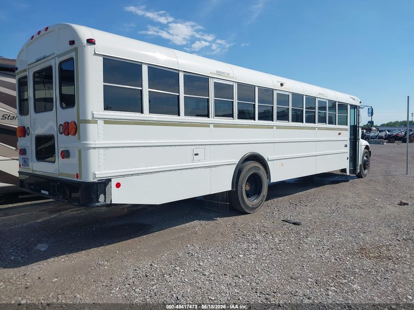 2015 Ic corporation 3000 ce VIN 4DRAMAAN6FB685834 IAAI salvage auction — NORMAL WEAR, SF97 (Illinois), sold $4,775 on 2026-07-09 (photo 4)