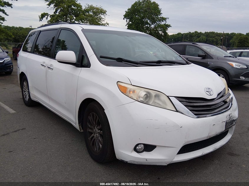 2011 Toyota Sienna VIN 5TDYK3DC3BS103576 IAAI salvage auction — FRONT END, Salvage (New Jersey), sold $700 on 2026-07-30 (photo 1)