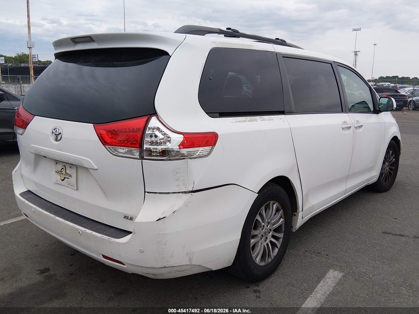 2011 Toyota Sienna VIN 5TDYK3DC3BS103576 IAAI salvage auction — FRONT END, Salvage (New Jersey), sold $700 on 2026-07-30 (photo 4)