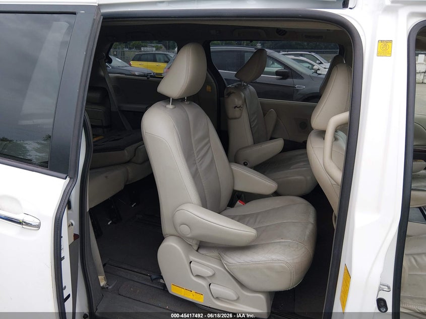 2011 Toyota Sienna VIN 5TDYK3DC3BS103576 IAAI salvage auction — FRONT END, Salvage (New Jersey), sold $700 on 2026-07-30 (photo 8)