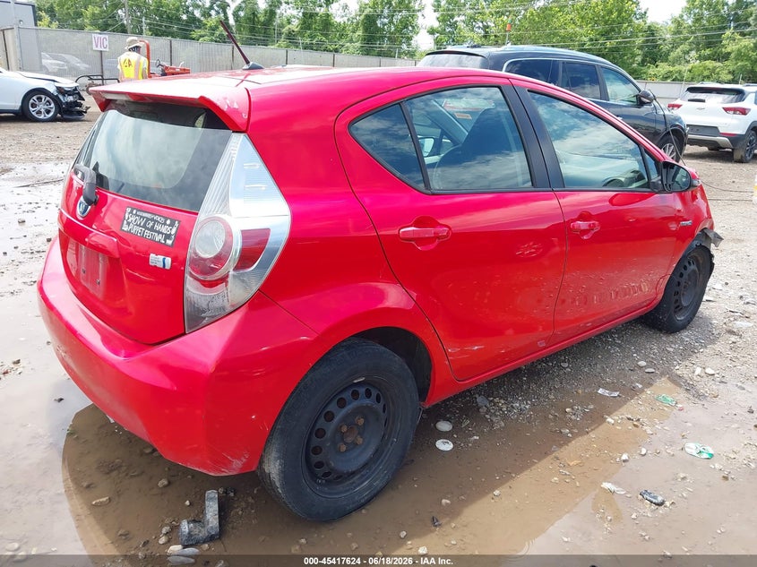 2014 Toyota Prius c VIN JTDKDTB33E1078988 IAAI salvage auction — FRONT END, Salvage (Ohio), sold $425 on 2026-07-16 (photo 4)