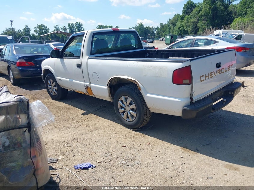 2002 Chevrolet S-10 VIN 1GCCS145228174319 IAAI salvage auction — NORMAL WEAR, Clear (Maryland), sold $300 on 2026-07-09 (photo 3)
