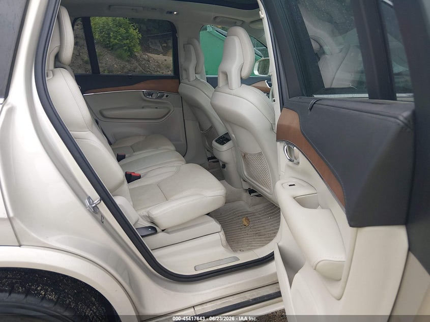 2016 Volvo Xc90 VIN YV4A22PL5G1020725 IAAI salvage auction — REAR END, Salvage (Massachusetts), sold $5,200 on 2026-07-28 (photo 8)