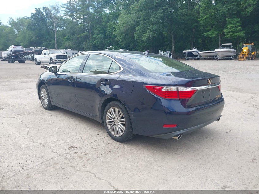 2013 Lexus ES VIN JTHBK1GG5D2004064 IAAI salvage auction — FRONT END, Clear (Massachusetts), sold $2,600 on 2026-07-12 (photo 3)