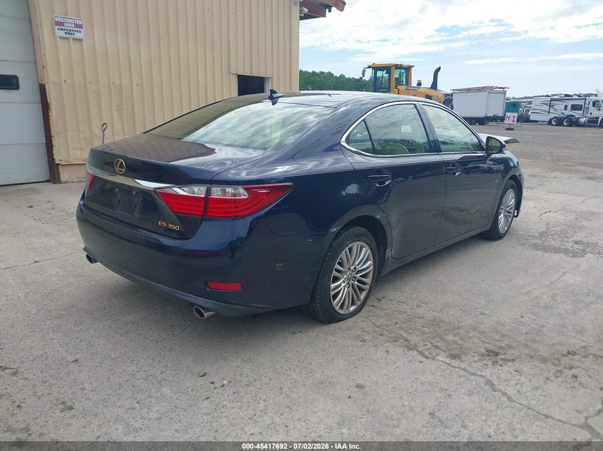 2013 Lexus ES VIN JTHBK1GG5D2004064 IAAI salvage auction — FRONT END, Clear (Massachusetts), sold $2,600 on 2026-07-12 (photo 4)
