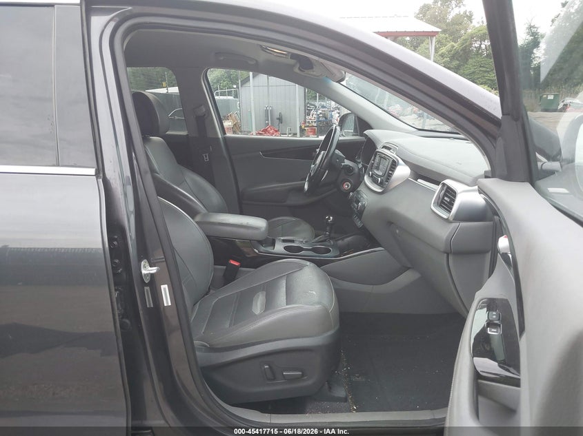 2016 Kia Sorento VIN 5XYPHDA56GG001845 IAAI salvage auction — Burn Engine, Salvage - Greater Than 75% (Maryland), sold $25 on 2026-07-30 (photo 5)