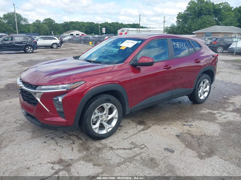 2024 Chevrolet Trax VIN KL77LFE27RC192545 IAAI salvage auction — RIGHT SIDE, Salvage Title, sold $3,300 on 2026-07-28 (photo 2)