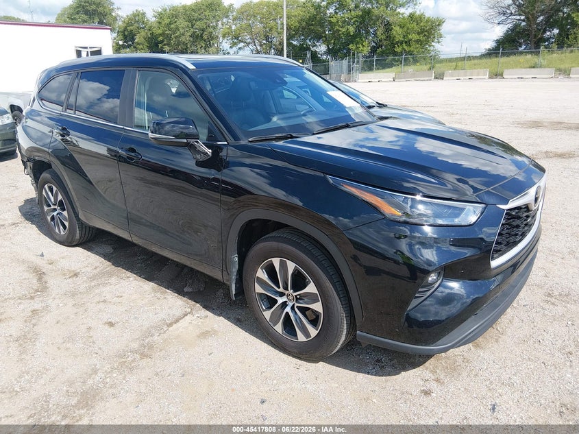 2024 Toyota Highlander VIN 5TDKDRBH9RS565880 IAAI salvage auction — REAR END, Certificate Of Title (Nebraska), sold $21,800 on 2026-07-30 (photo 1)
