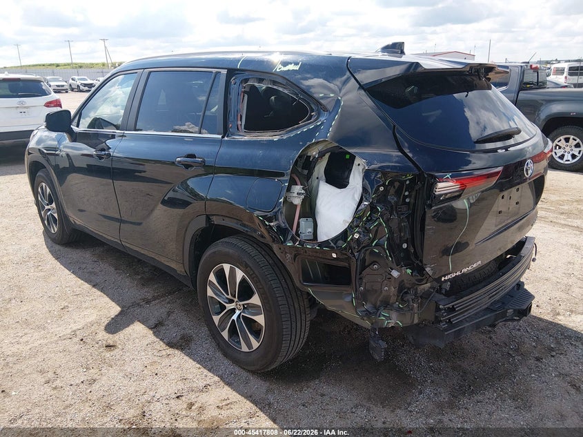 2024 Toyota Highlander VIN 5TDKDRBH9RS565880 IAAI salvage auction — REAR END, Certificate Of Title (Nebraska), sold $21,800 on 2026-07-30 (photo 3)