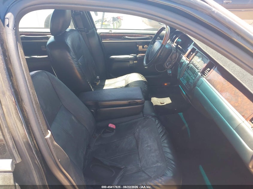 2009 Lincoln TOWN CAR VIN 2LNHM82V29X623600 IAAI salvage auction — NORMAL WEAR, Clear-Dealer Only (Arizona), sold $425 on 2026-07-09 (photo 5)