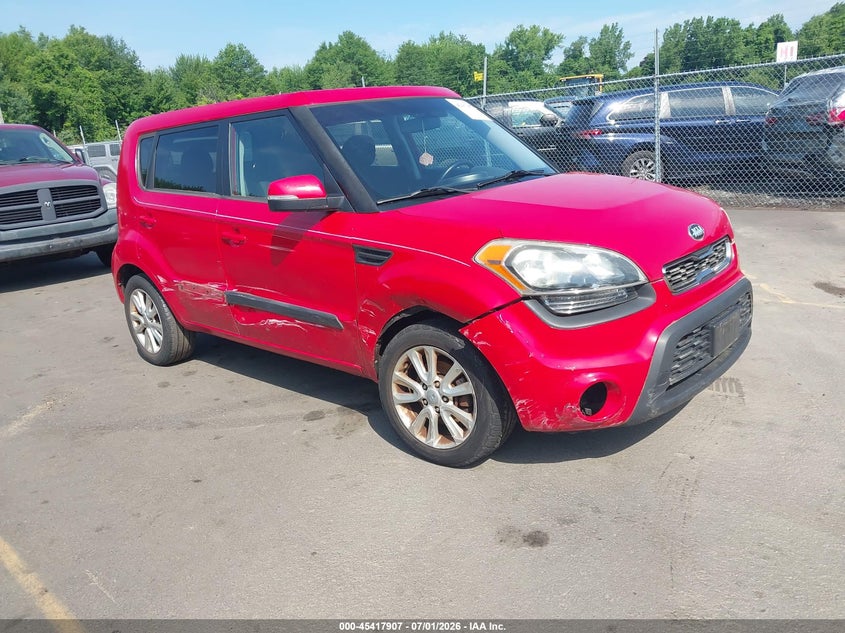 2013 Kia Soul VIN KNDJT2A67D7484644 IAAI salvage auction — SIDE, Salvage (Connecticut), sold $425 on 2026-07-09 (photo 1)