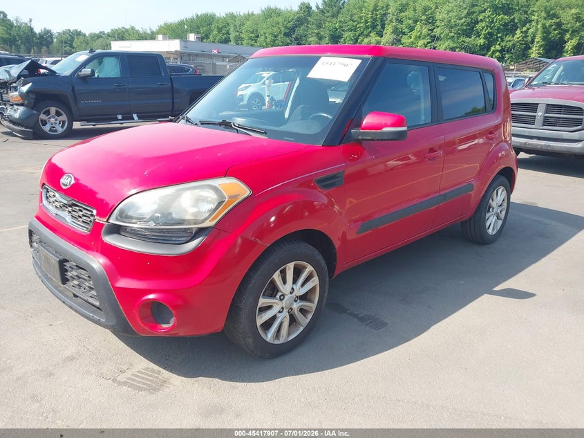 2013 Kia Soul VIN KNDJT2A67D7484644 IAAI salvage auction — SIDE, Salvage (Connecticut), sold $425 on 2026-07-09 (photo 2)