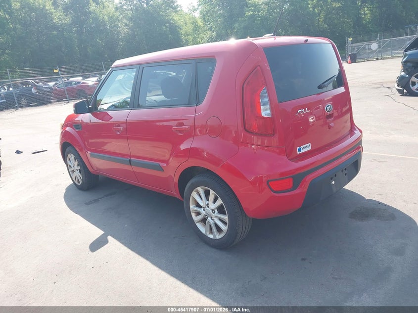 2013 Kia Soul VIN KNDJT2A67D7484644 IAAI salvage auction — SIDE, Salvage (Connecticut), sold $425 on 2026-07-09 (photo 3)