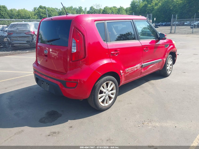 2013 Kia Soul VIN KNDJT2A67D7484644 IAAI salvage auction — SIDE, Salvage (Connecticut), sold $425 on 2026-07-09 (photo 4)