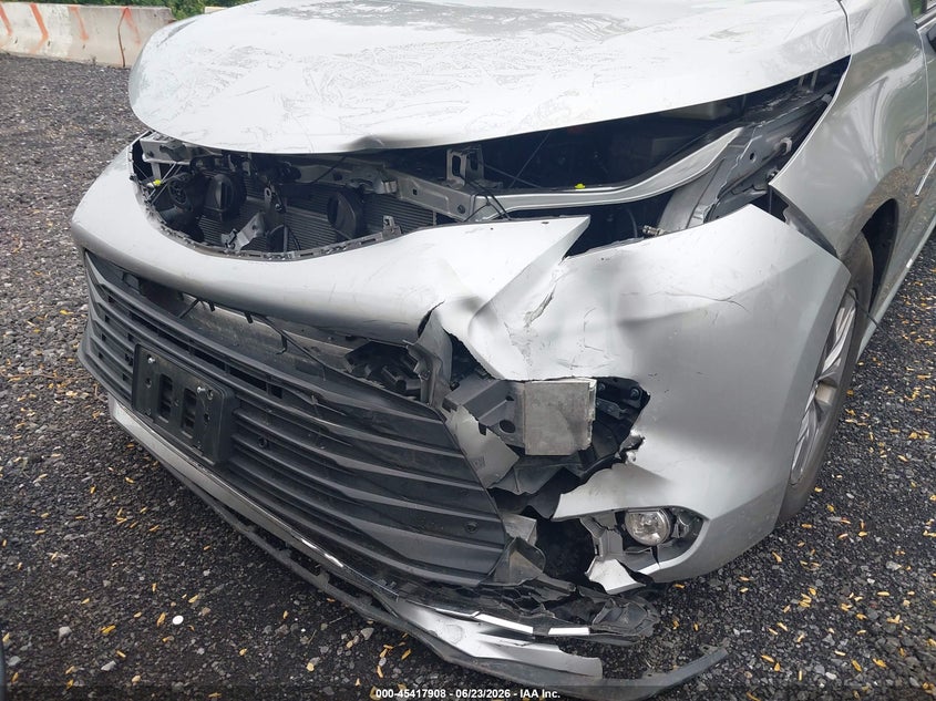 2024 Toyota Sienna VIN 5TDJSKFC0RS122430 IAAI salvage auction — FRONT END, Salvage Title, sold $525 on 2026-07-21 (photo 6)