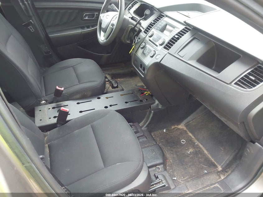 2018 Ford Police VIN 1FAHP2MK1JG114531 IAAI salvage auction — REPOSSESSION, Clear-Dealer Only (North Carolina), sold $3,050 on 2026-07-06 (photo 5)