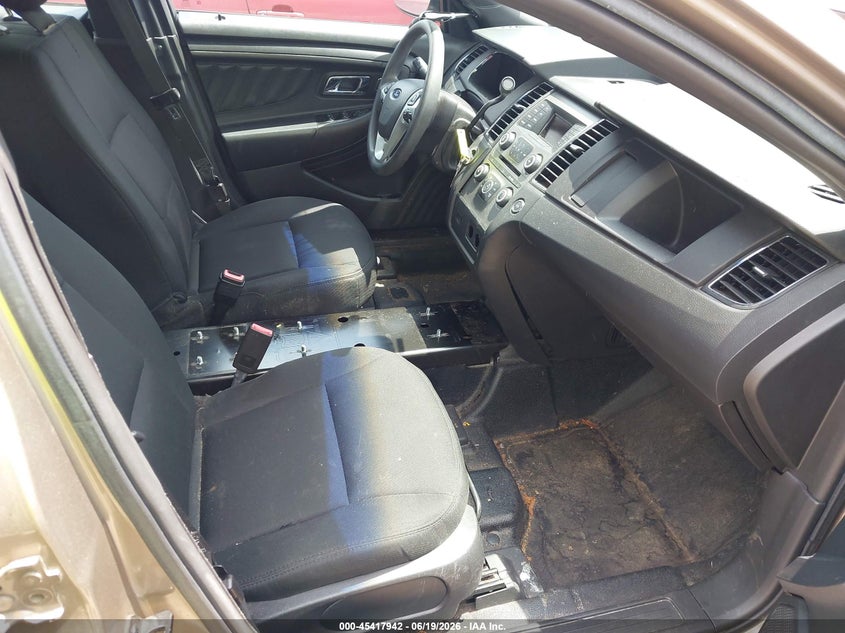 2016 Ford Police VIN 1FAHP2MK3GG110053 IAAI salvage auction — UNKNOWN, Clear-Dealer Only (North Carolina), sold $3,200 on 2026-07-06 (photo 5)