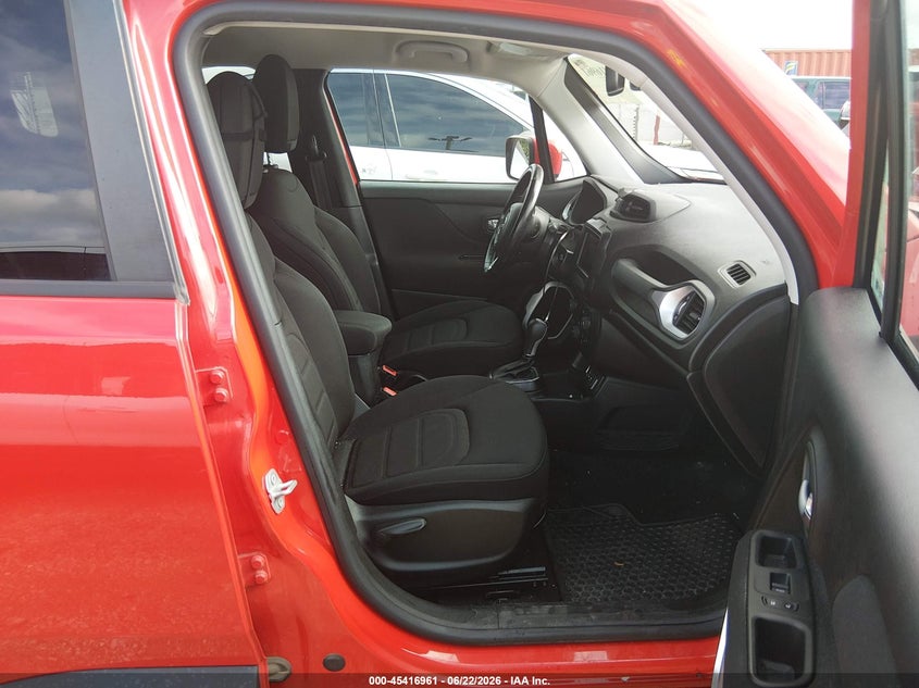 2019 Jeep Renegade VIN ZACNJABB6KPK07333 IAAI salvage auction — WATER/FLOOD, Salvage (Illinois), sold $3,900 on 2026-08-11 (photo 5)