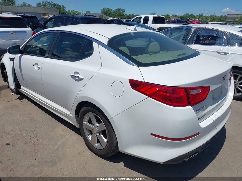 2015 Kia Optima VIN 5XXGM4A71FG464119 IAAI salvage auction — THEFT, Salvage Title, sold $450 on 2026-08-01 (photo 3)