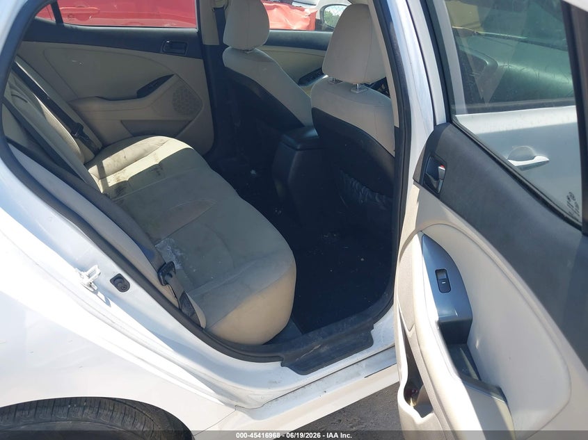 2015 Kia Optima VIN 5XXGM4A71FG464119 IAAI salvage auction — THEFT, Salvage Title, sold $450 on 2026-08-01 (photo 8)