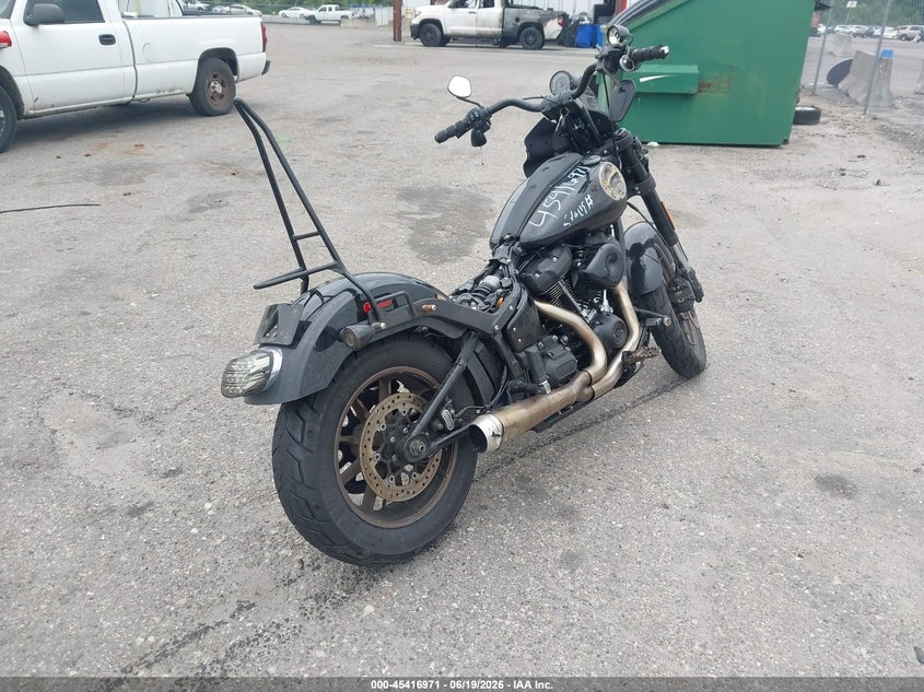2023 Harley-davidson Low rider VIN 1HD1YWZ10PB066122 IAAI salvage auction — FRONT & REAR, Rebuildable (Florida), sold $2,200 on 2026-07-28 (photo 4)