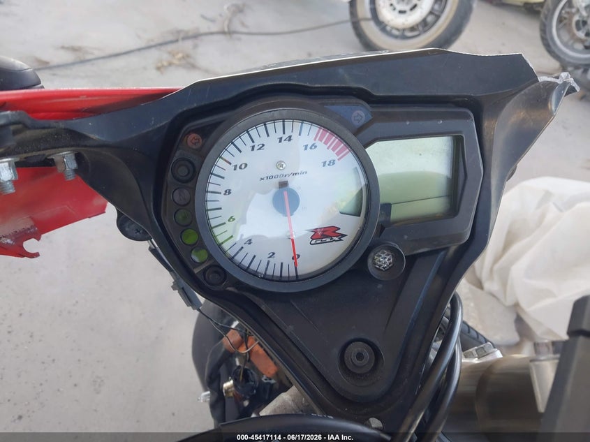 2007 Suzuki Gsx-r VIN JS1GN7DA472114698 IAAI salvage auction — FRONT END, Rebuildable (Florida), sold $1,750 on 2026-07-07 (photo 7)