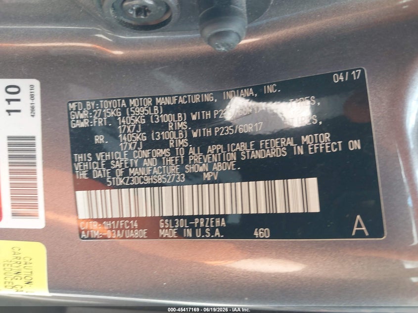 2017 Toyota Sienna VIN 5TDKZ3DC9HS852733 IAAI salvage auction — FRONT END, Salvage (Ohio), sold $825 on 2026-07-21 (photo 9)
