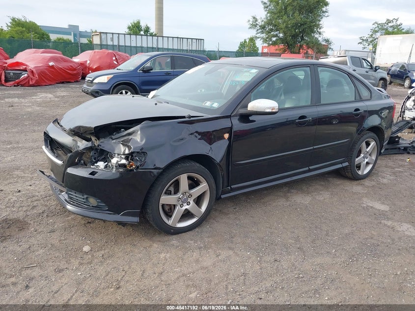 2010 Volvo S40 VIN YV1672MHXA2498838 IAAI salvage auction — FRONT END, Salvage (Pennsylvania), sold $650 on 2026-07-24 (photo 2)