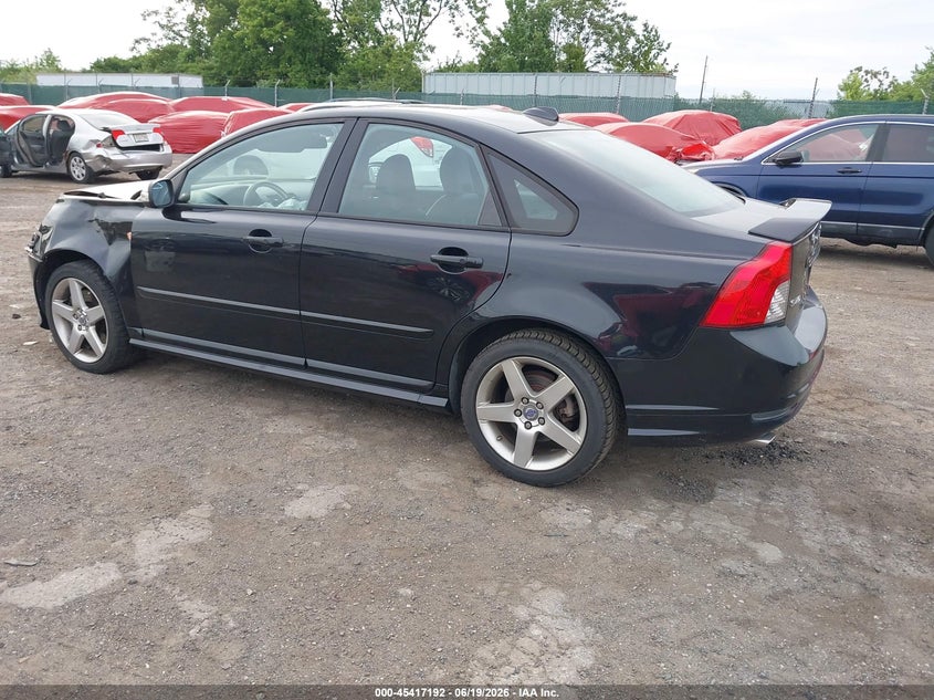 2010 Volvo S40 VIN YV1672MHXA2498838 IAAI salvage auction — FRONT END, Salvage (Pennsylvania), sold $650 on 2026-07-24 (photo 3)